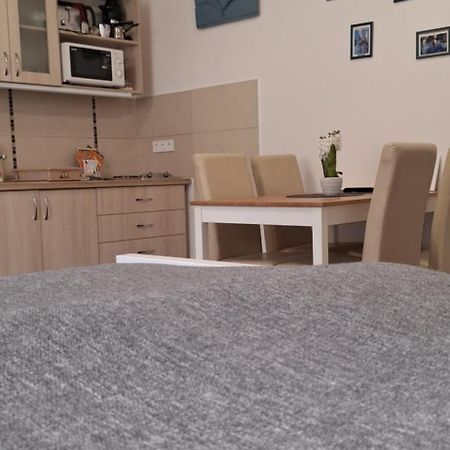 Amira Apartman Eger Exterior foto
