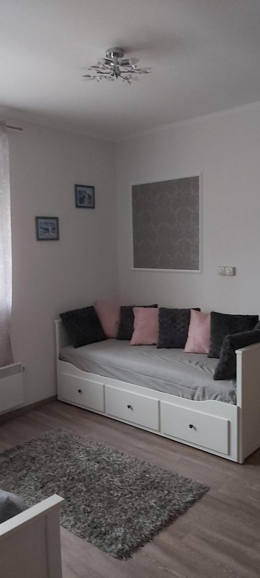 Amira Apartman Eger Habitación foto